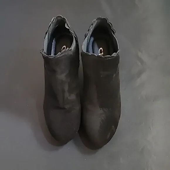 CHINESE LAUNDRY VANGO SUEDE WOMENS WEDGE BOOTIE - Picture 3 of 13